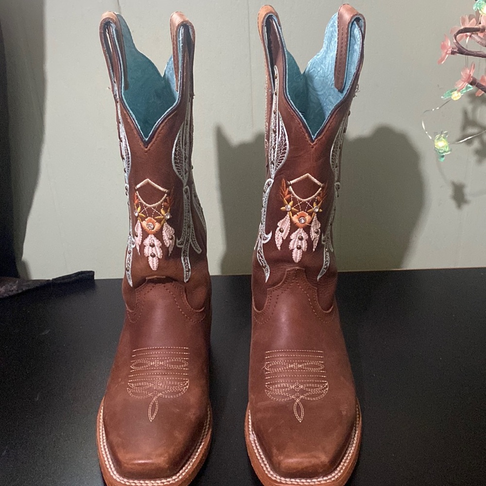 These are boots for rodeos and much more there comfy and super cute